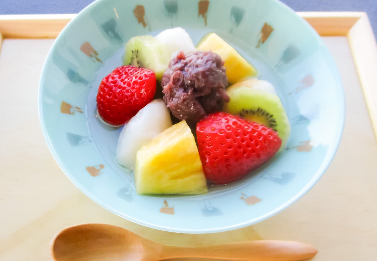 mochiと季節の果物あんみつ